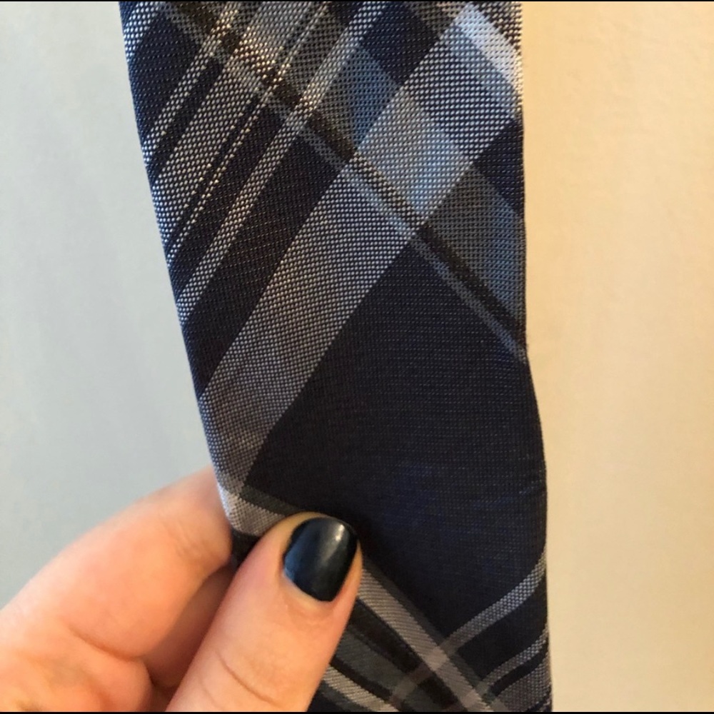 Calvin Klein Tie! Modern Style!